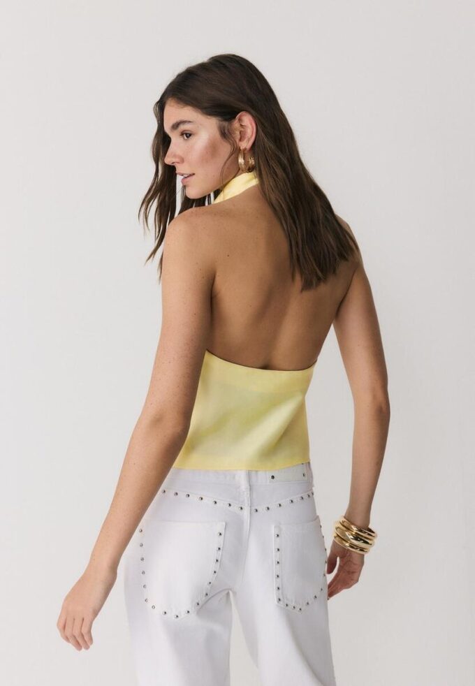 Top cu gât halter cu efect de satin Top cu gât halter cu efect de satin