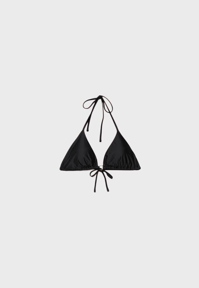 Topuri de bikini triunghiulare din satin Topuri de bikini triunghiulare din satin