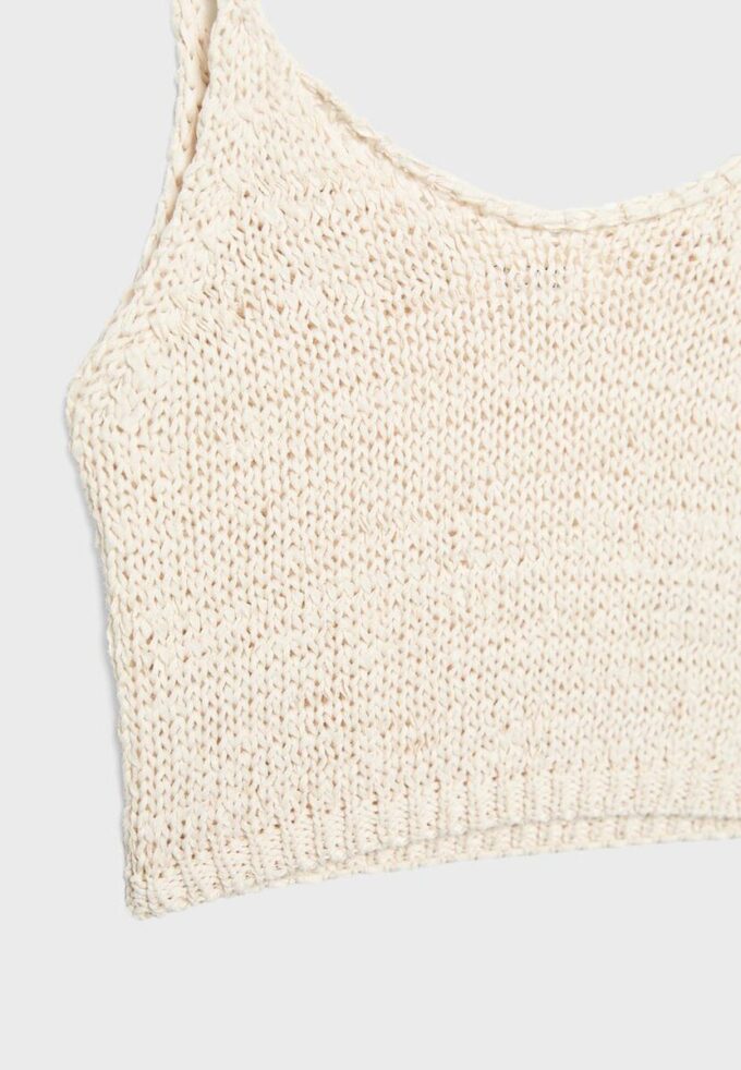 Topuri din tricot cu bretele