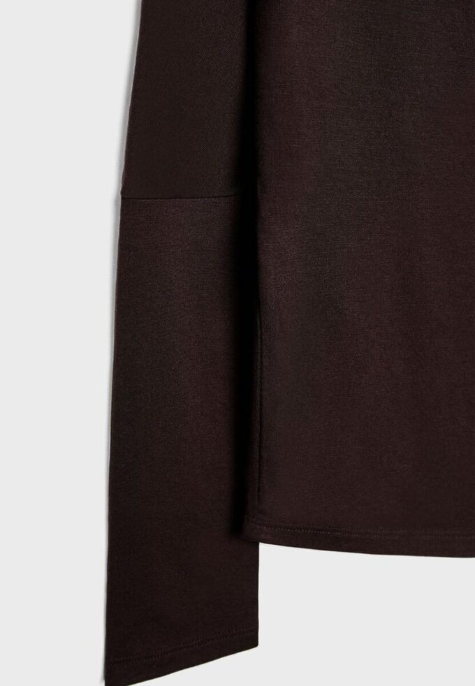 Tricou asimetric din modal Tricou asimetric din modal