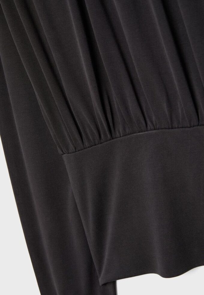 Tricou asimetric Soft-Touch Tricou asimetric Soft-Touch