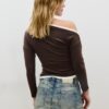 Tricou cu mâneci lungi asimetrice, cu două straturi Tricou cu mâneci lungi asimetrice, cu două straturi