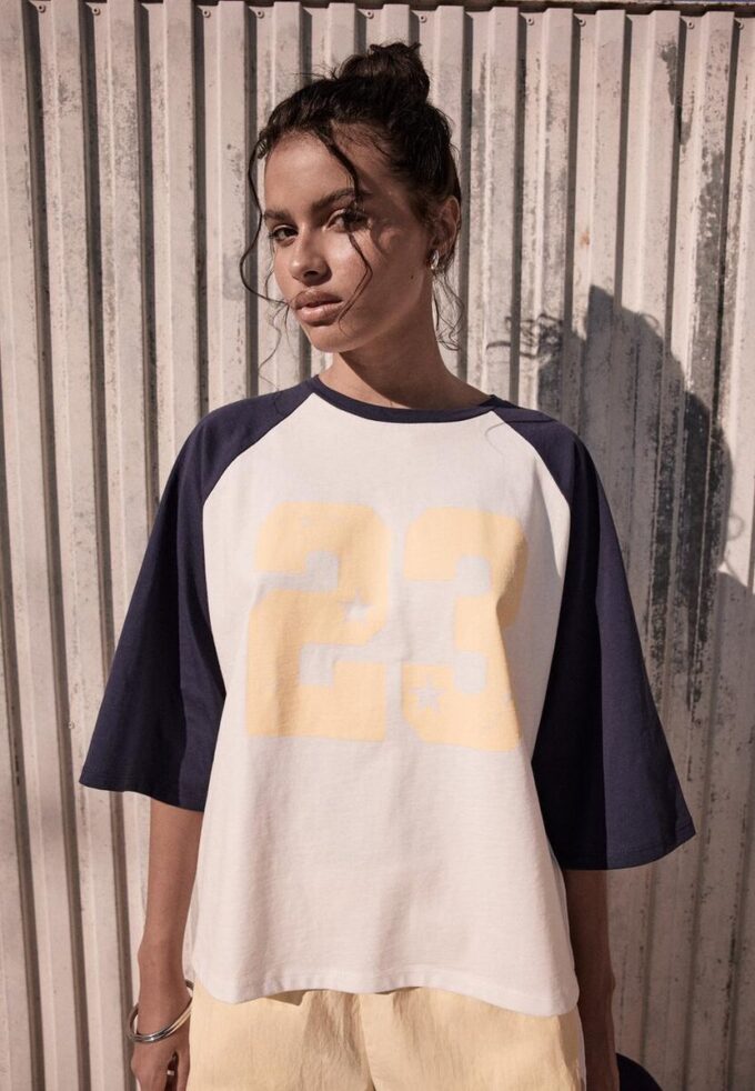 Tricou cu mâneci raglan Tricou cu mâneci raglan