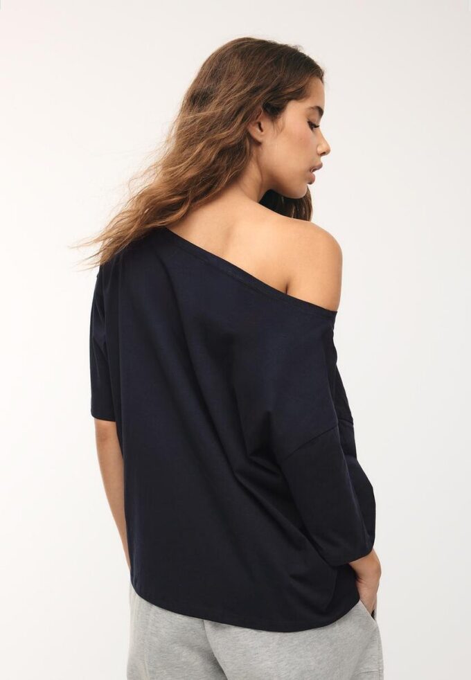 Tricou cu mâneci scurte 23