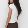 Tricou cu mâneci scurte, decolteu în V și dantelă Tricou cu mâneci scurte, decolteu în V și dantelă