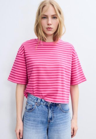 Tricou cu mâneci scurte în dungi Tricou cu mâneci scurte în dungi