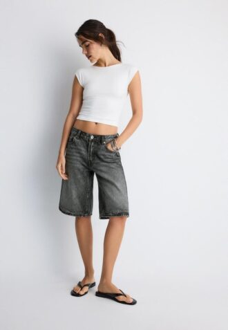 Tricou cu spate decupat