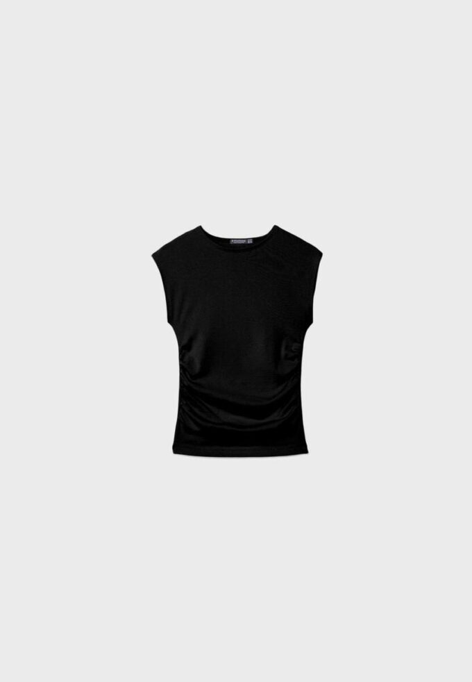 Tricou de bază ajustat cu volane Tricou de bază ajustat cu volane