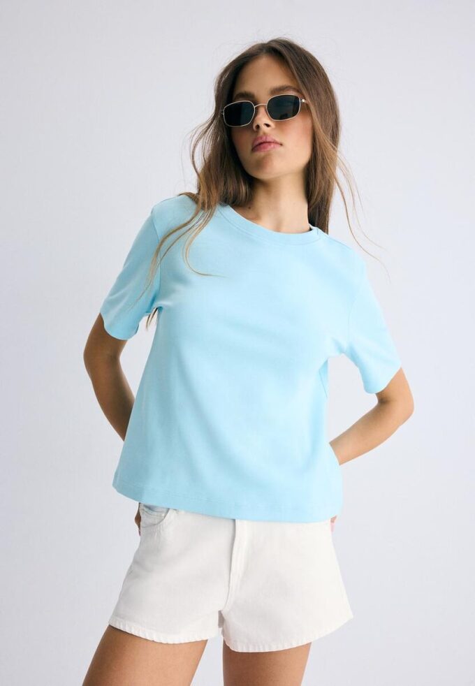 Tricou de bază cu croială regular și material gros Tricou de bază cu croială regular și material gros