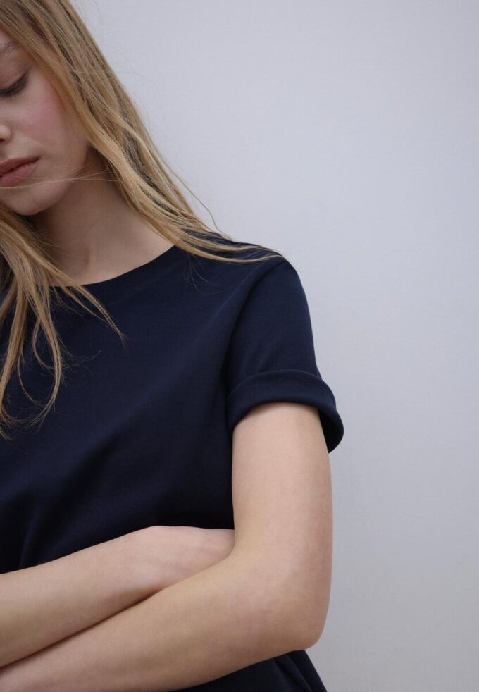 Tricou de bază cu croială regular și material gros Tricou de bază cu croială regular și material gros