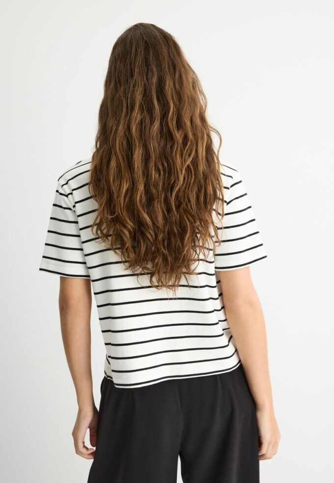 Tricou de bază cu dungi, croială regular, din material gros Tricou de bază cu dungi, croială regular, din material gros