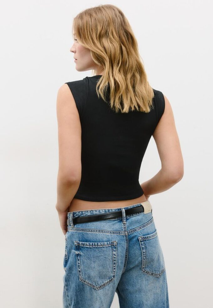 Tricou de bază cu guler barcă