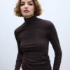 Tricou de bază cu guler înalt Tricou de bază cu guler înalt