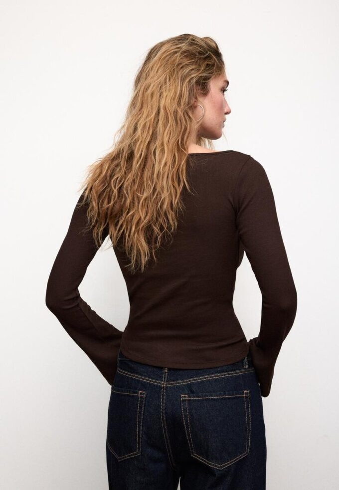 Tricou de bază cu mâneci clopot