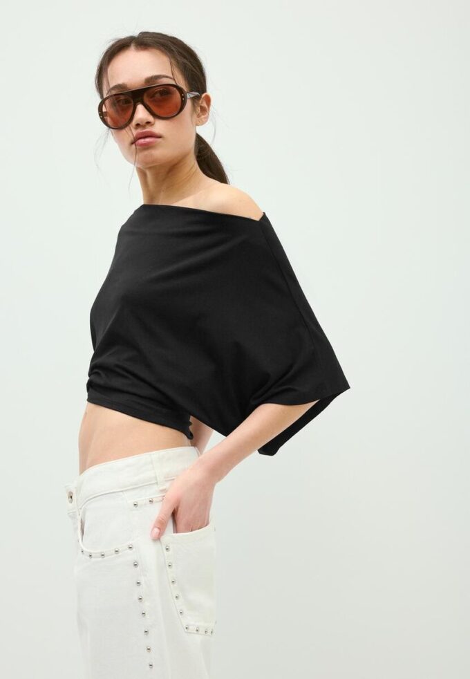 Tricou de bază cu mâneci lăzare Tricou de bază cu mâneci lăzare