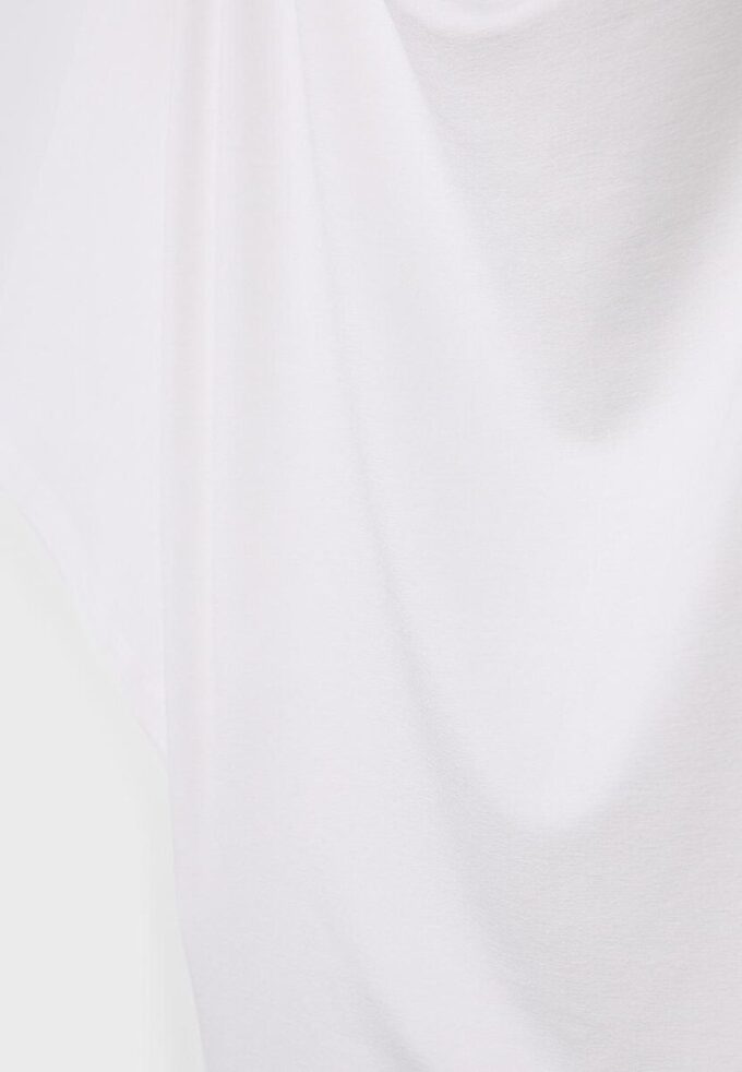 Tricou de bază cu mâneci lăzare Tricou de bază cu mâneci lăzare