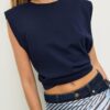 Tricou de bază cu umeri căptușiți Tricou de bază cu umeri căptușiți