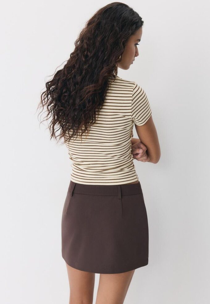 Tricou de bază slim fit cu dungi Tricou de bază slim fit cu dungi