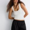Tricou din poliamidă cu bretele late Tricou din poliamidă cu bretele late