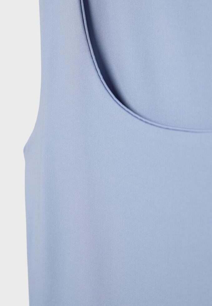 Tricou din poliamidă cu bretele late Tricou din poliamidă cu bretele late