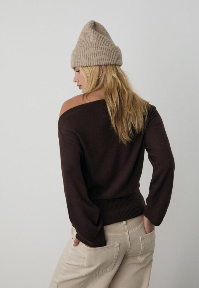 Tricou din tricot cu guler barcă și centură Tricou din tricot cu guler barcă și centură