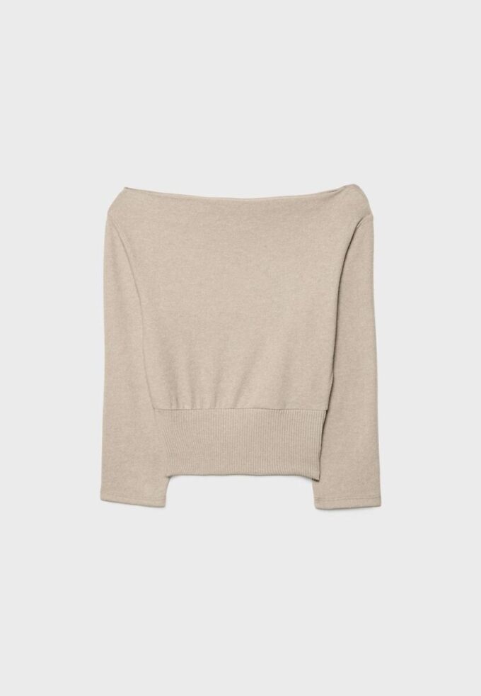 Tricou din tricot cu guler barcă și centură