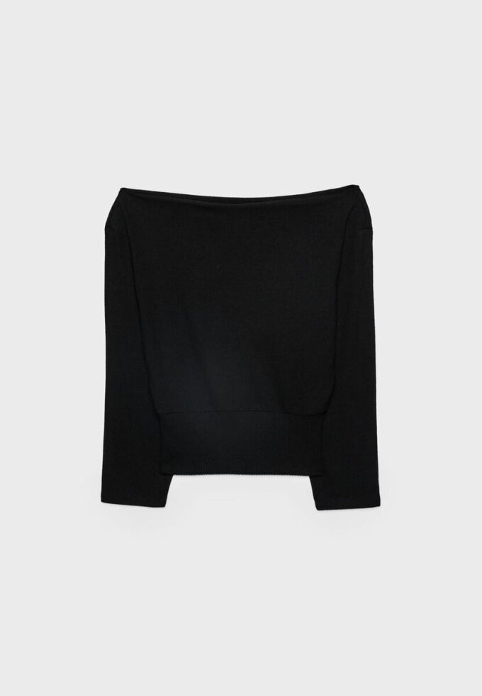 Tricou din tricot cu guler barcă și centură