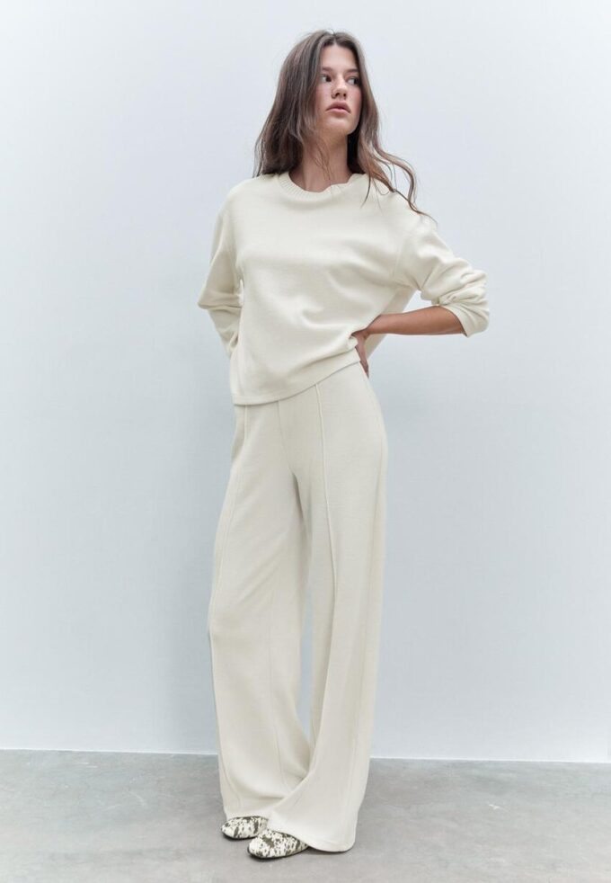 Tricou din tricot cu guler rotund