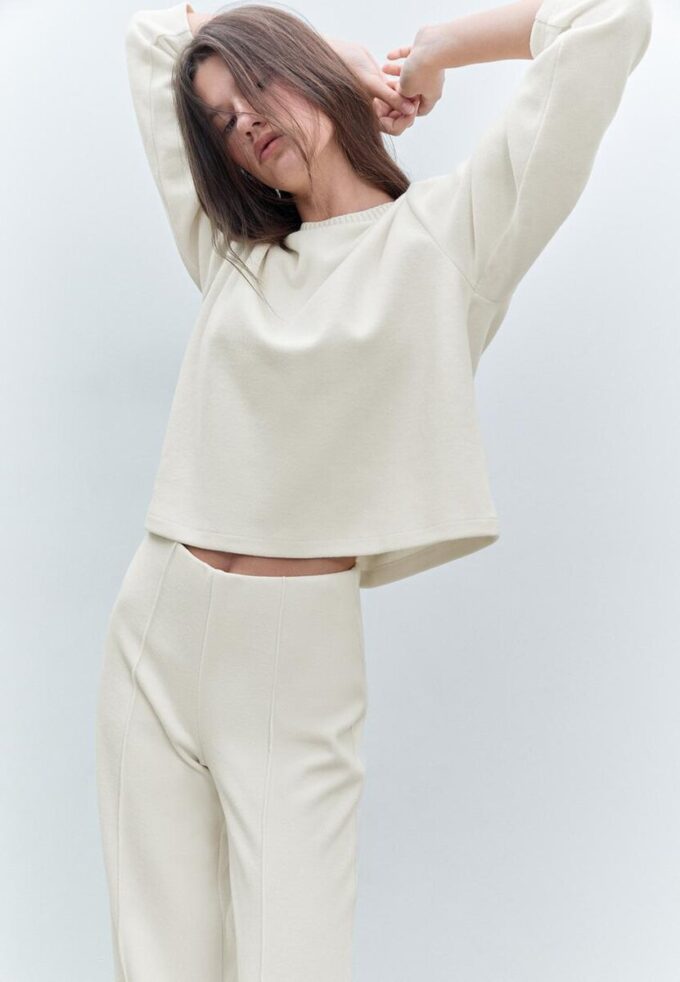 Tricou din tricot cu guler rotund