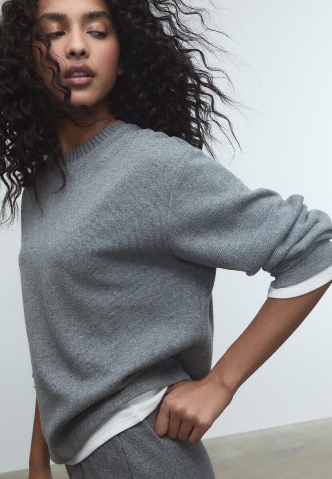 Tricou din tricot cu guler rotund