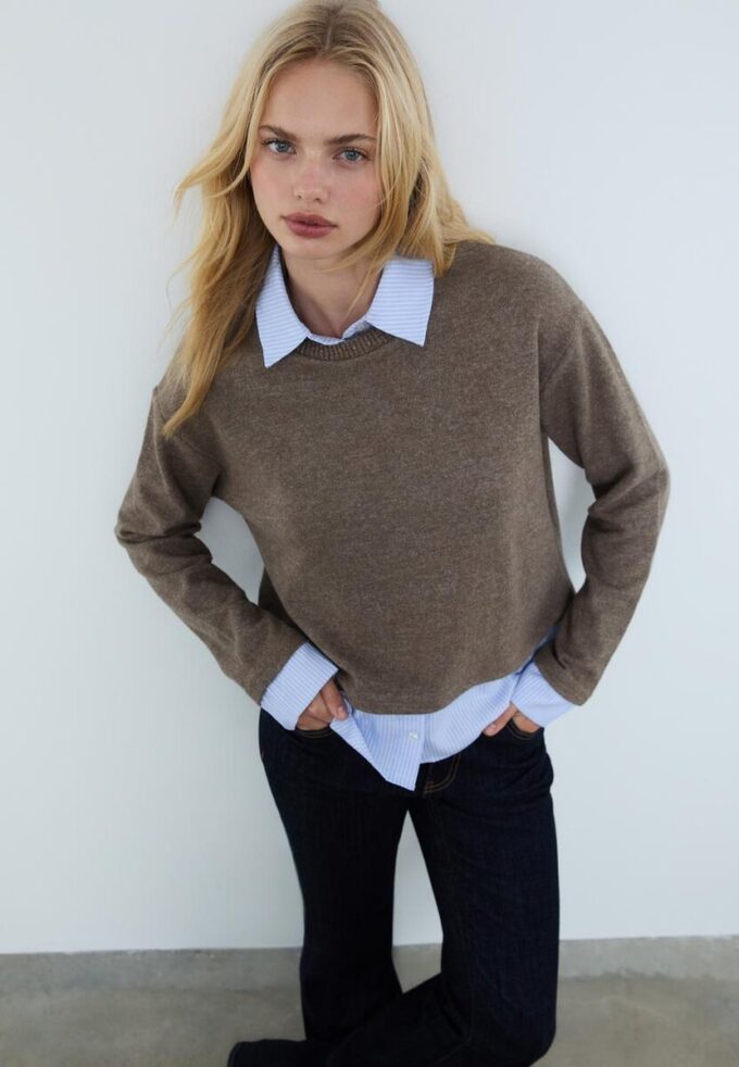 Tricou din tricot din două materiale Tricou din tricot din două materiale