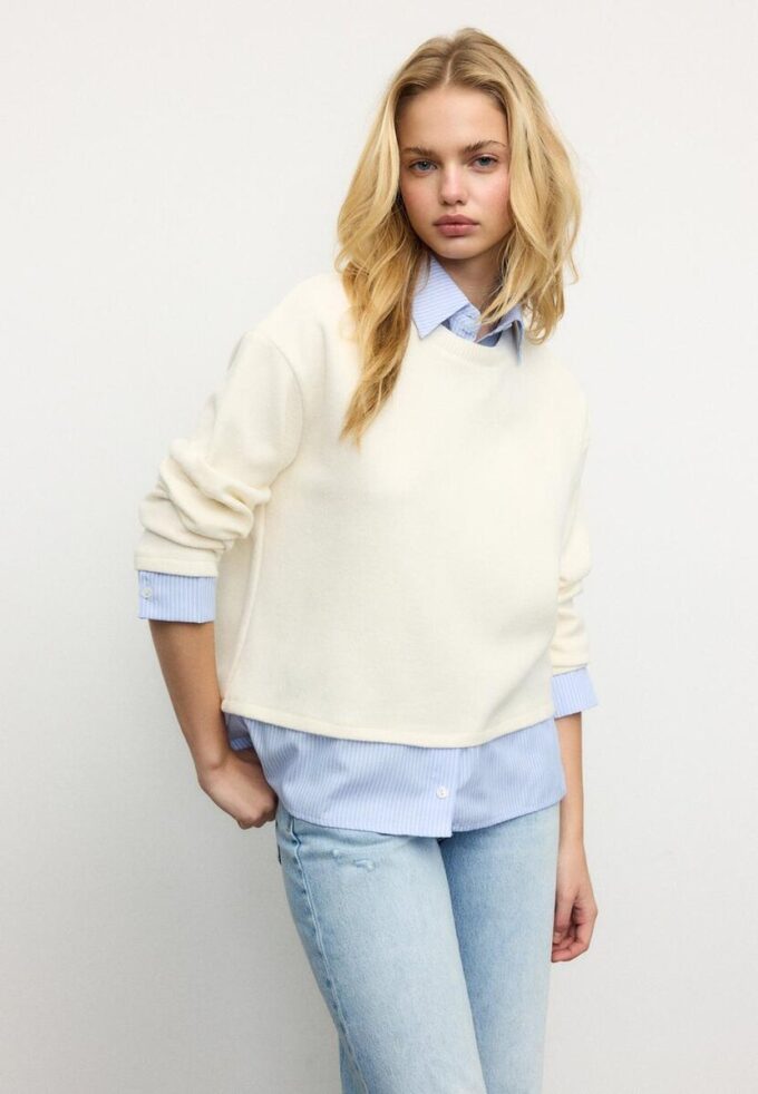 Tricou din tricot din două materiale Tricou din tricot din două materiale