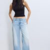 Tricou fără mâneci cu guler în formă de pâlnie
