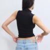 Tricou fără mâneci cu guler în formă de pâlnie