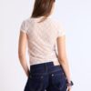 Tricou mulat cu dantelă și detalii grafice Tricou mulat cu dantelă și detalii grafice