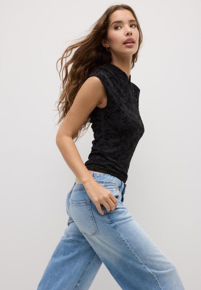 Tricou în stil Qipao cu imprimeu floc Tricou în stil Qipao cu imprimeu floc