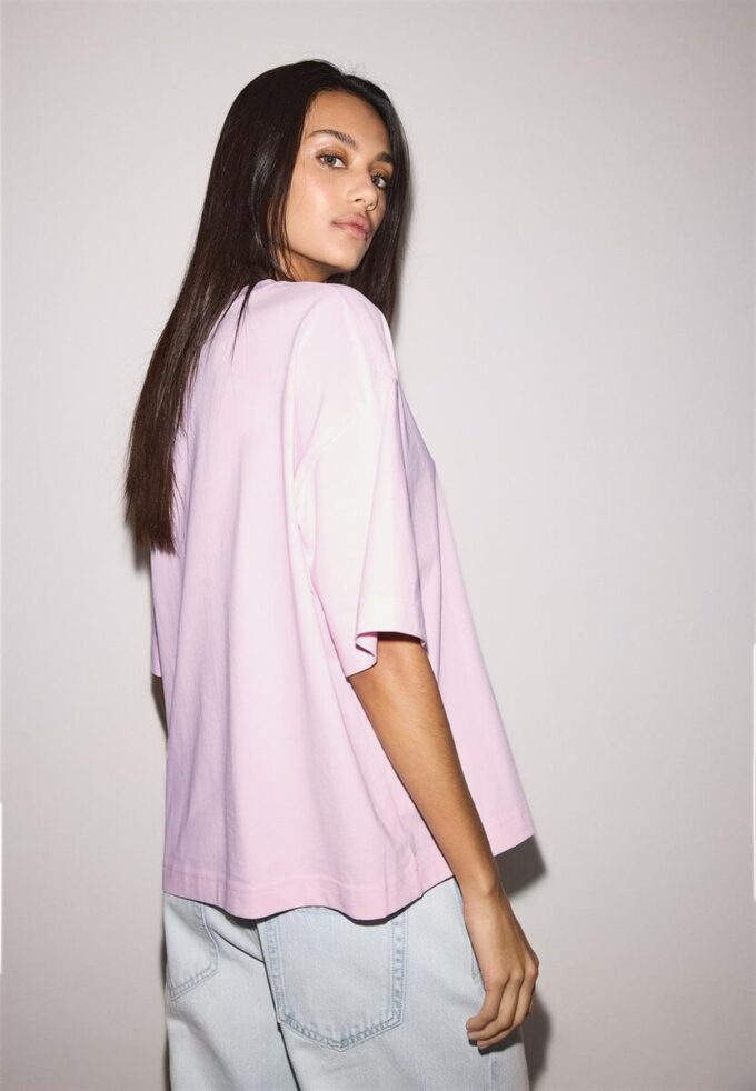 Tricou oversize cu mânecă scurtă Tricou oversize cu mânecă scurtă