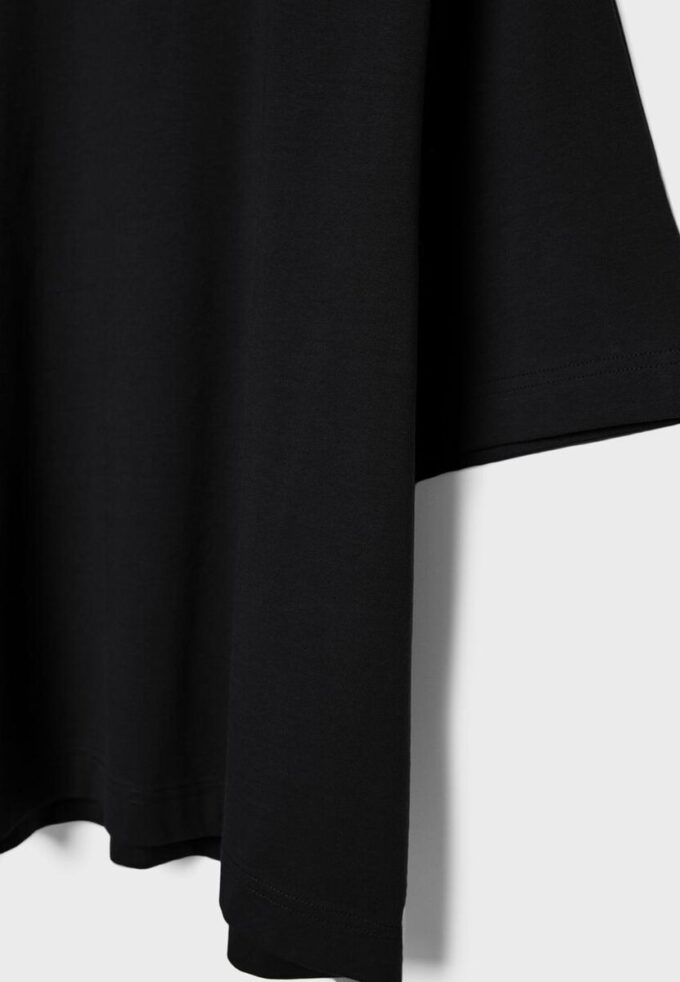 Tricou oversize cu mânecă scurtă
