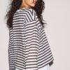 Tricou oversize cu mâneci lungi și dungi Tricou oversize cu mâneci lungi și dungi