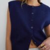 Vestă din tricot cu umeri căptușiți Vestă din tricot cu umeri căptușiți
